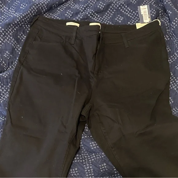 NWT Black High Rise Flare Jean - Picture 5 of 7